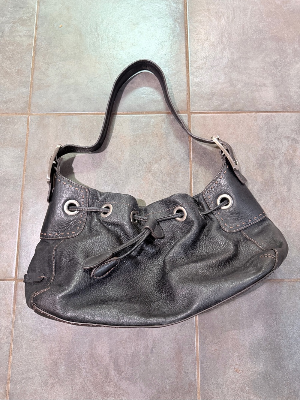 Vintage Y2K Cole Haan Black Leather Women's Shoulder Bag with Grommet Detail